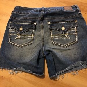 American Eagle denim midi shorts low rise size 8
